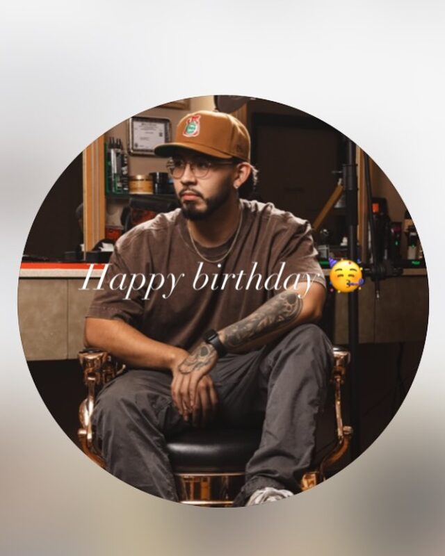 Happy birthday to one of our talented barbers @oscarthebarber17 🥳🎂#amjbarbershop #815barbers