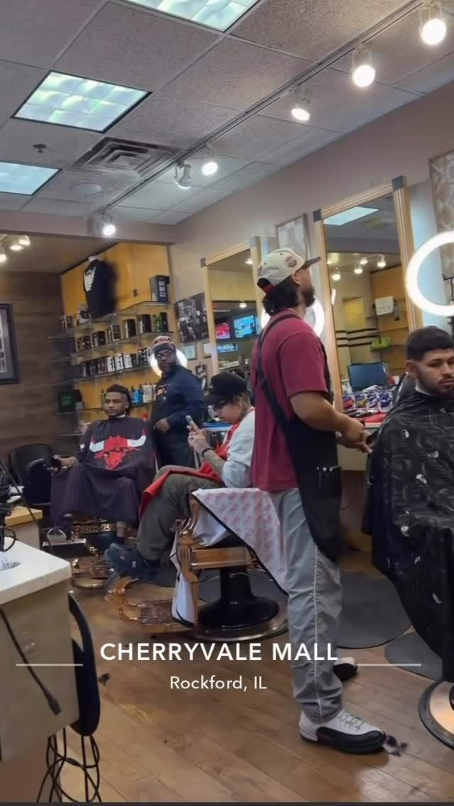 Busy Saturday!! #amjbarbershop #815barbers #cherryvillemall